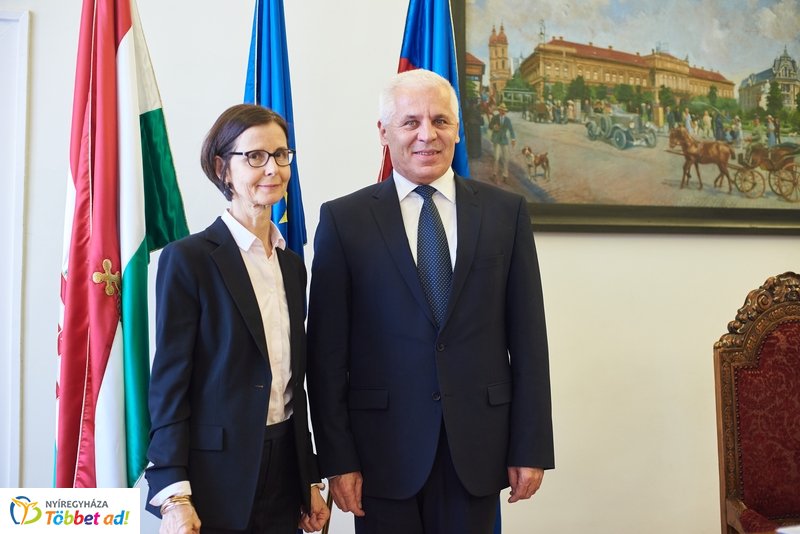 Francia nagykövet a Városházán