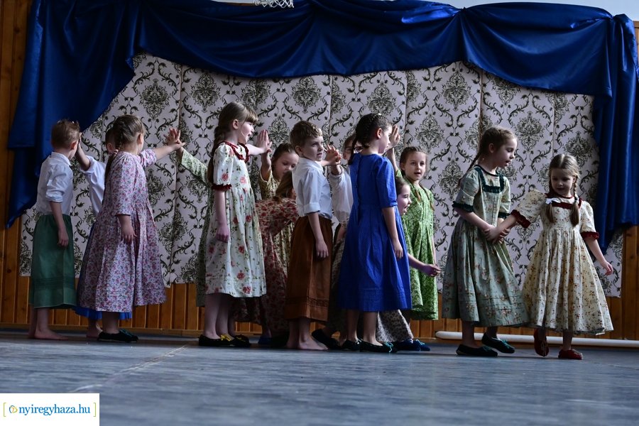 Francia nagykövet az Apáczai iskolában 2024