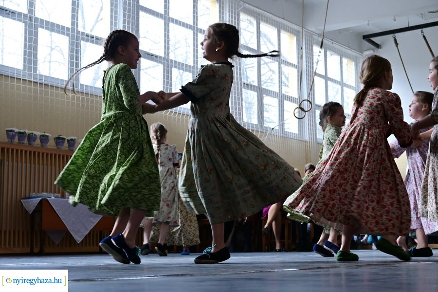 Francia nagykövet az Apáczai iskolában 2024