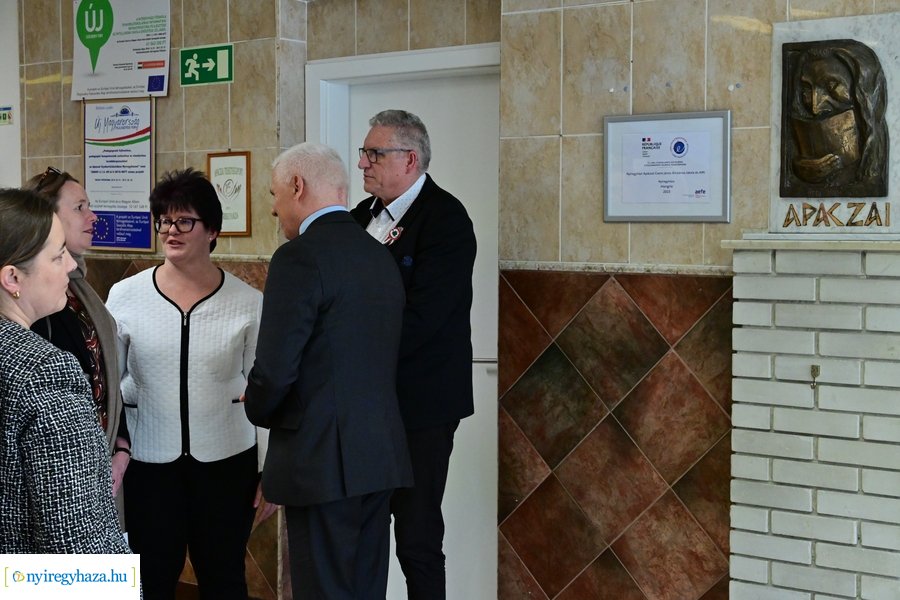 Francia nagykövet az Apáczai iskolában 2024