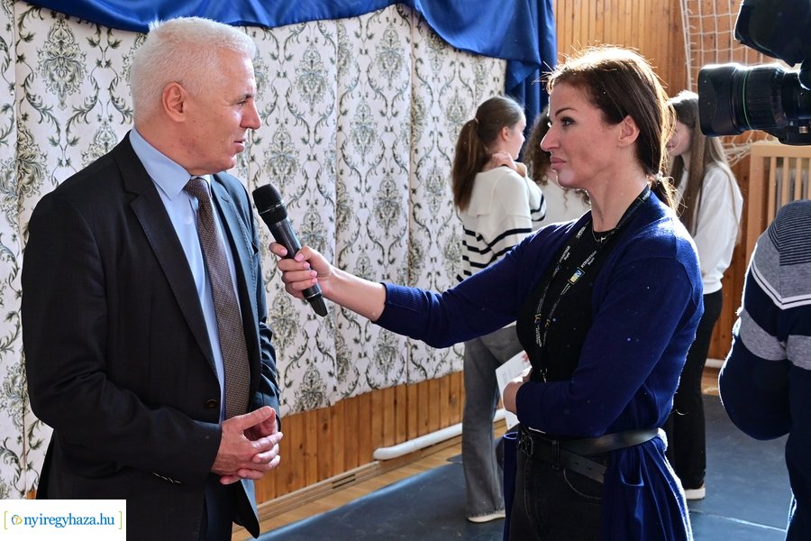 Francia nagykövet az Apáczai iskolában 2024