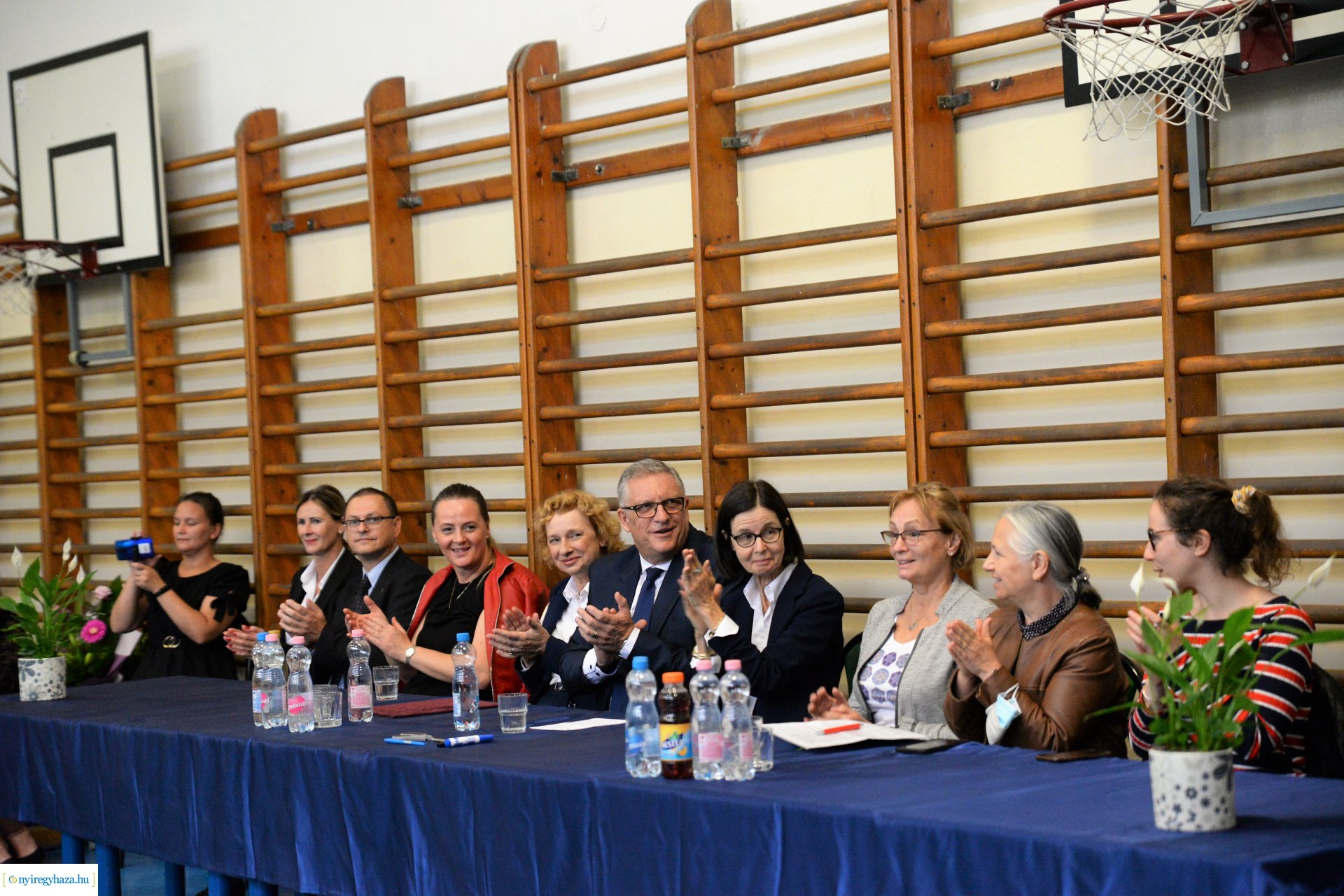 Francia nagykövet látogatása az Apáczai Csere János Iskolában