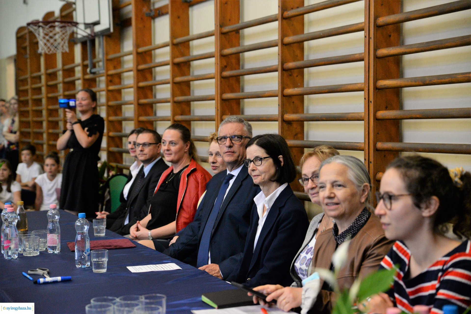 Francia nagykövet látogatása az Apáczai Csere János Iskolában