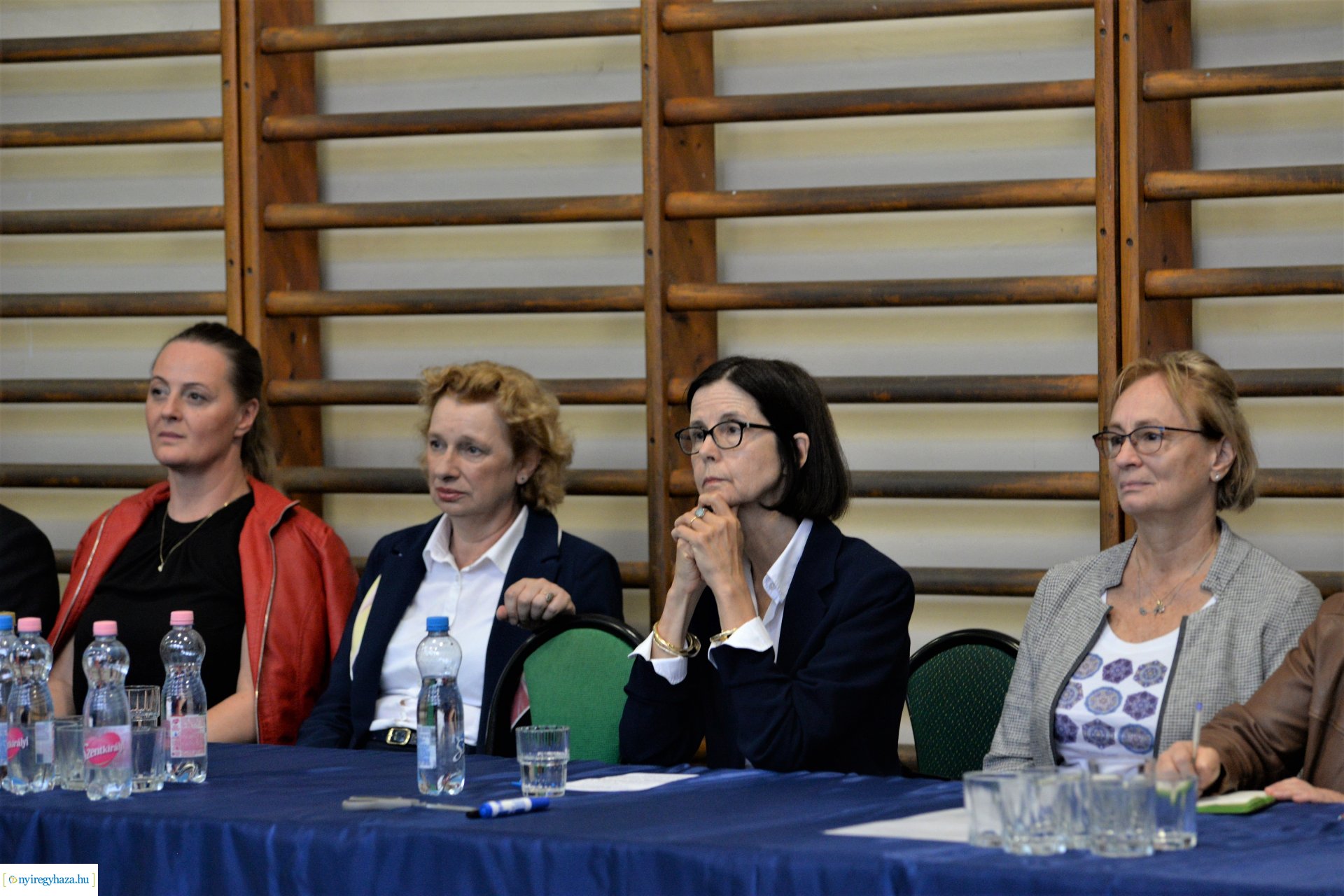 Francia nagykövet látogatása az Apáczai Csere János Iskolában