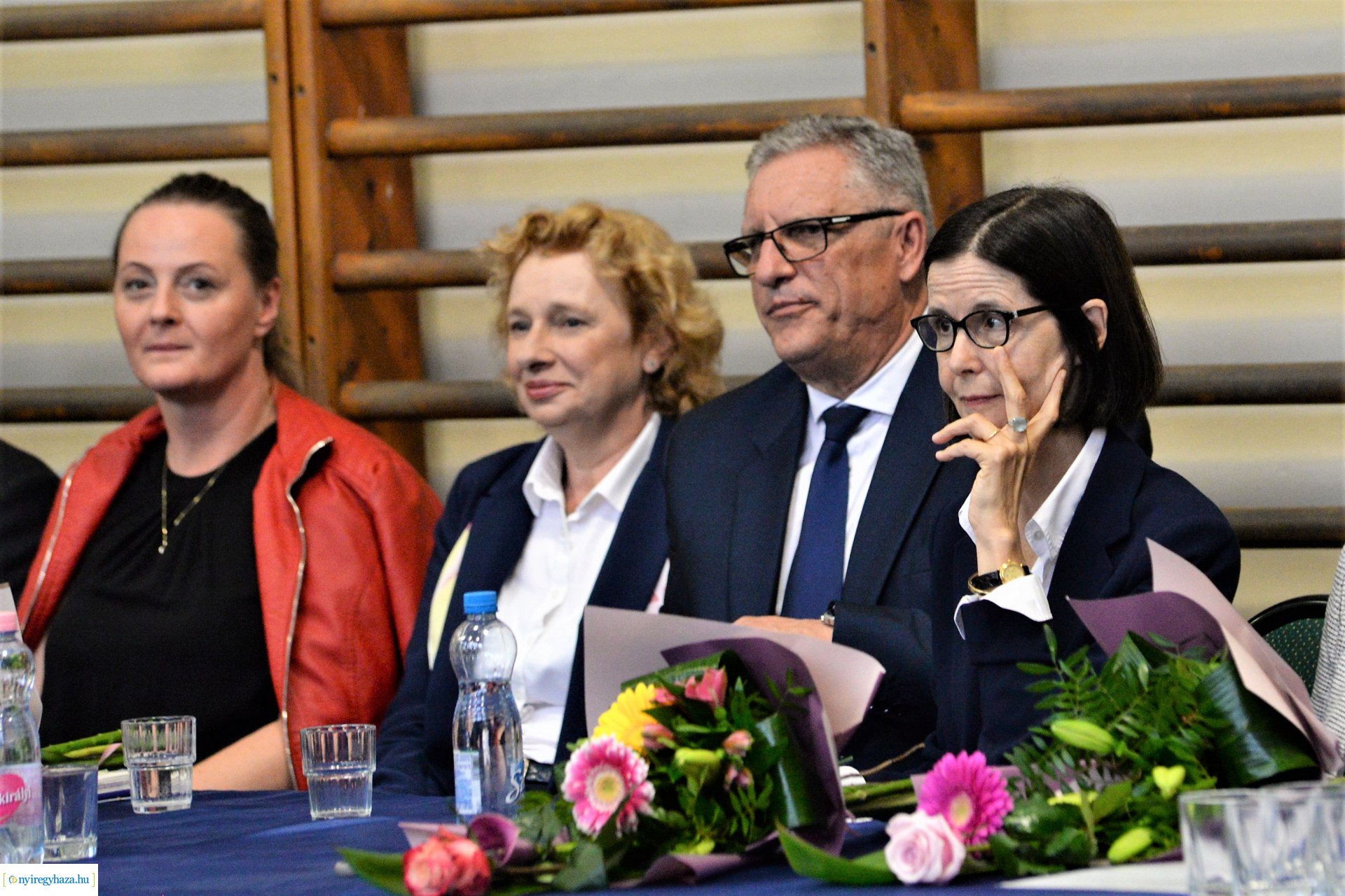 Francia nagykövet látogatása az Apáczai Csere János Iskolában