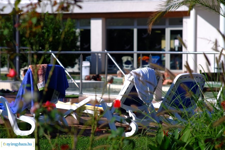 Fürdőkupon átadó az Aquarius Élményfürdőben