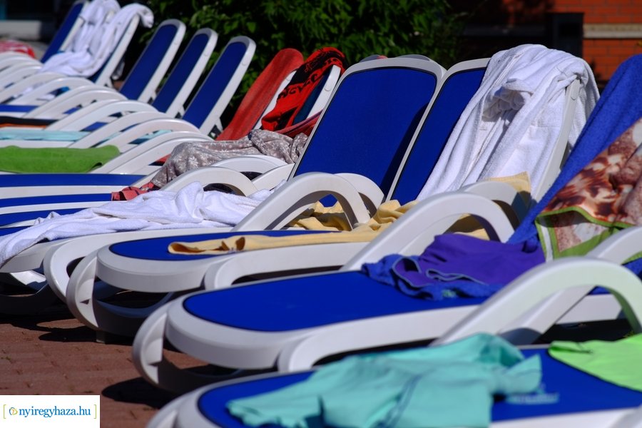 Fürdőkupon átadó az Aquarius Élményfürdőben