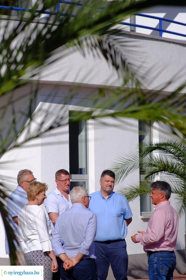 Fürdőkupon átadó az Aquarius Élményfürdőben