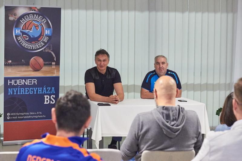 Futsal beharangozó