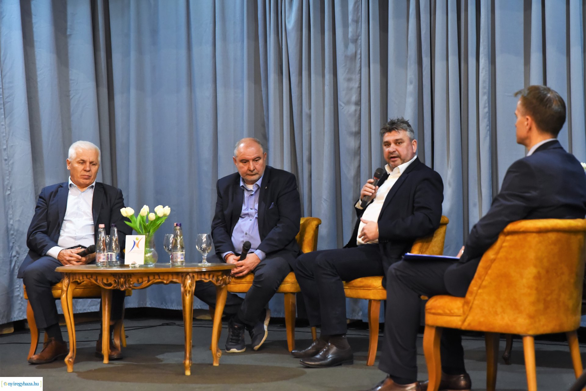 Gazdasági fórumot tartott a Vállalkozók Nyíregyházáért Egyesület