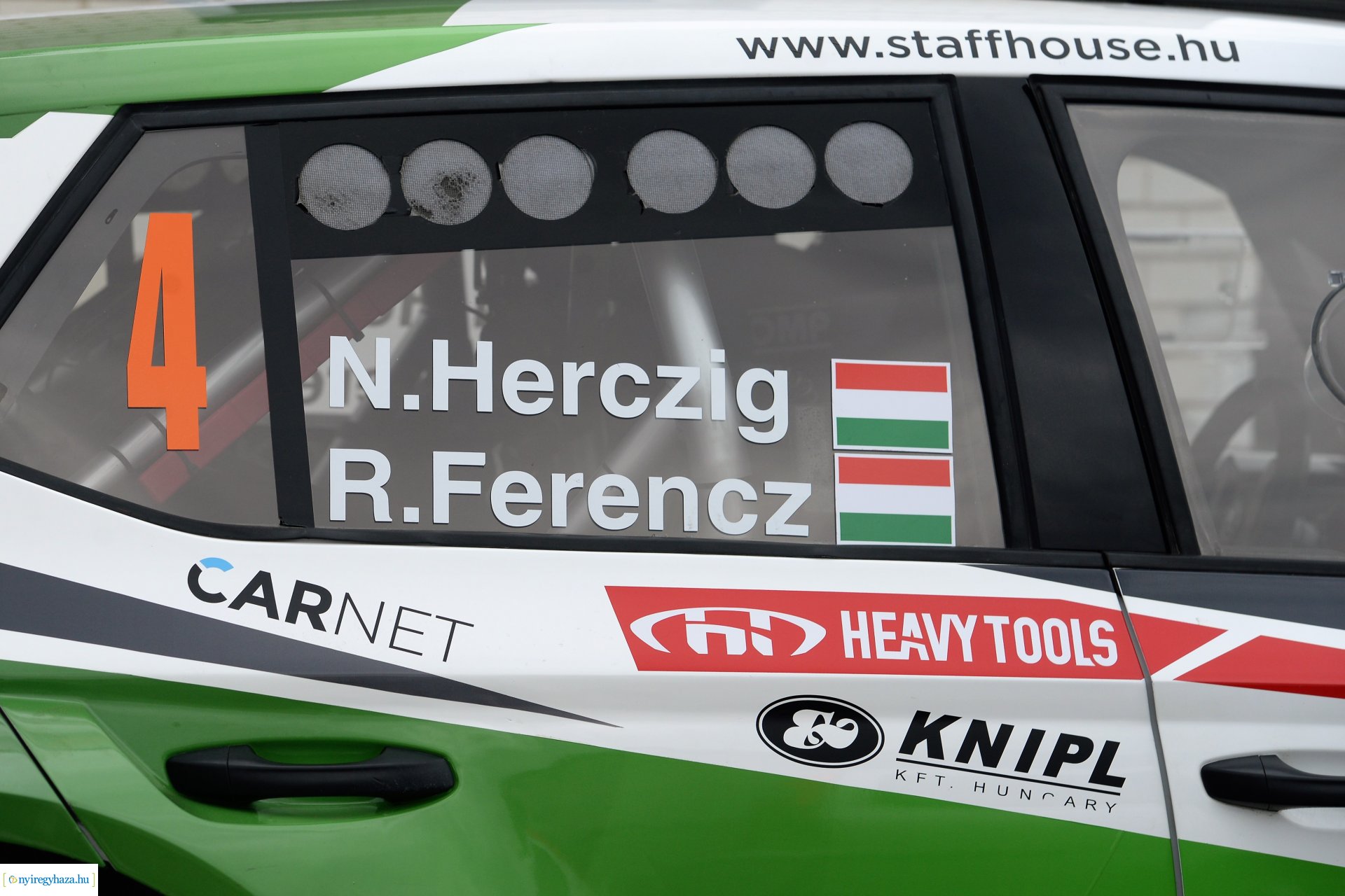 Gépátvételre érkeznek a Rally Európa-bajnokság  autói