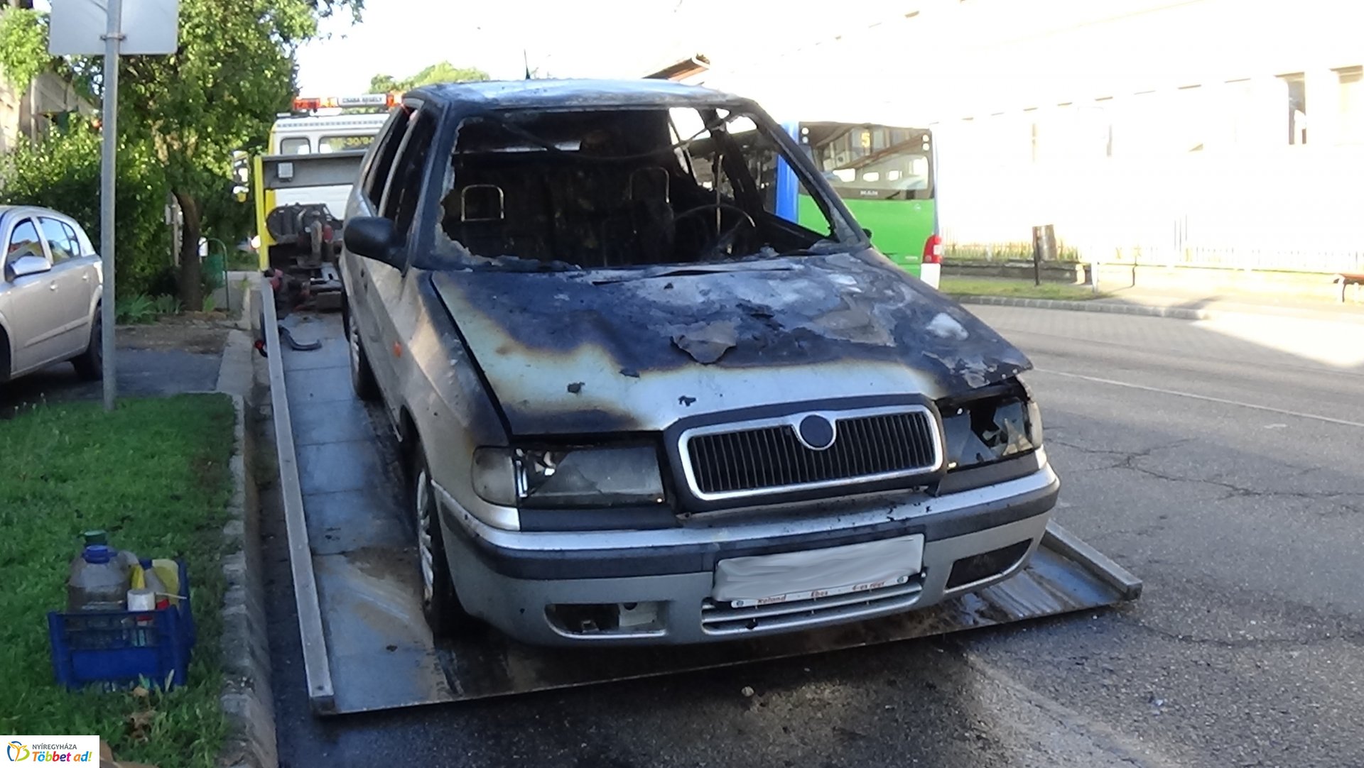 Gépkocsitűz Nyíregyházán