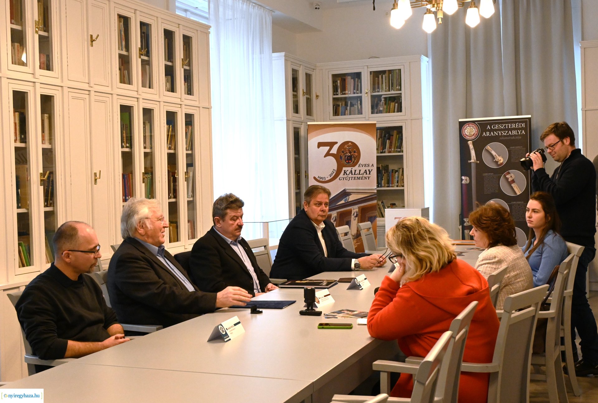 Geszterédtől Rakamazig - kiállításmegnyitóra készül a Kállay Gyűjtemény