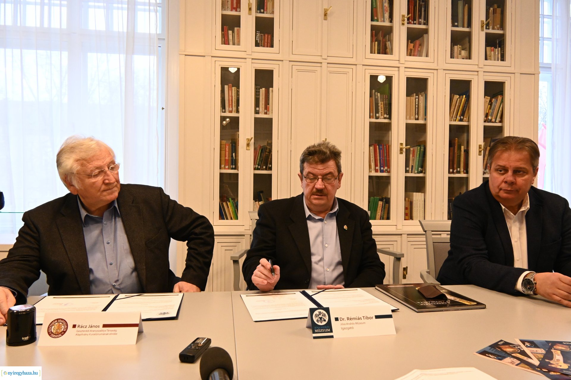 Geszterédtől Rakamazig - kiállításmegnyitóra készül a Kállay Gyűjtemény