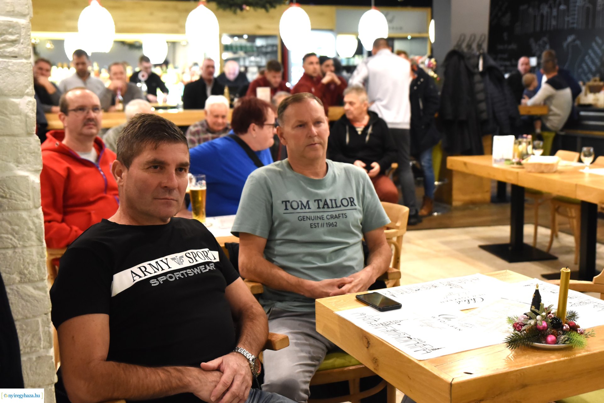 Gólösszefoglaló, kötetlen beszélgetés a Szpari szurkolókkal