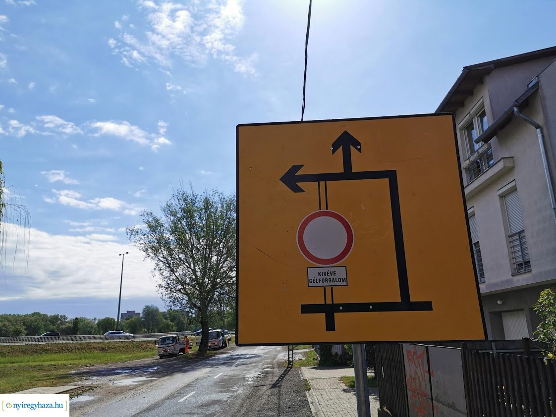 Gőzerővel haladnak a munkálatok a Család utcán