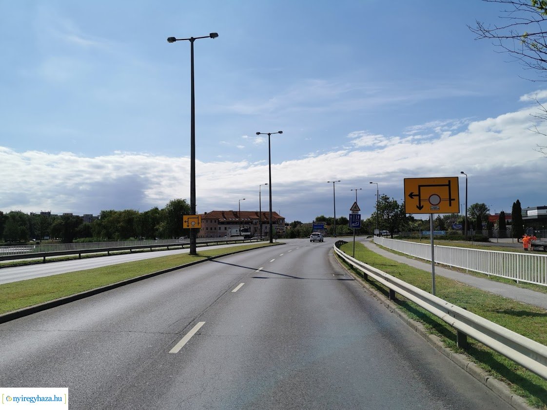 Gőzerővel haladnak a munkálatok a Család utcán