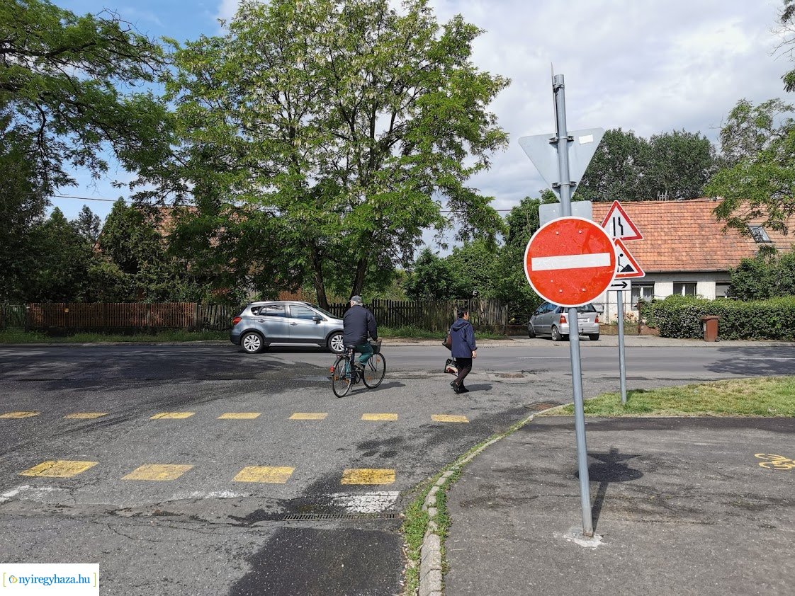 Gőzerővel haladnak a munkálatok a Család utcán