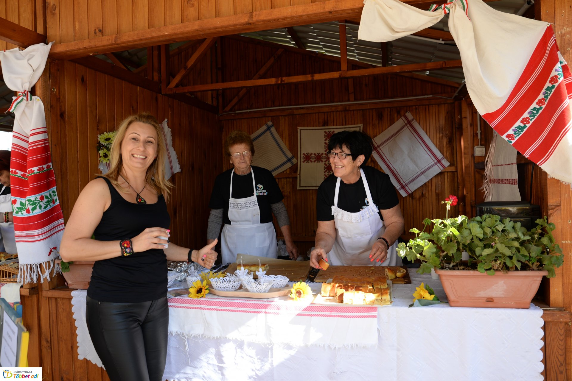 Grillbajnokság a Kossuth téren