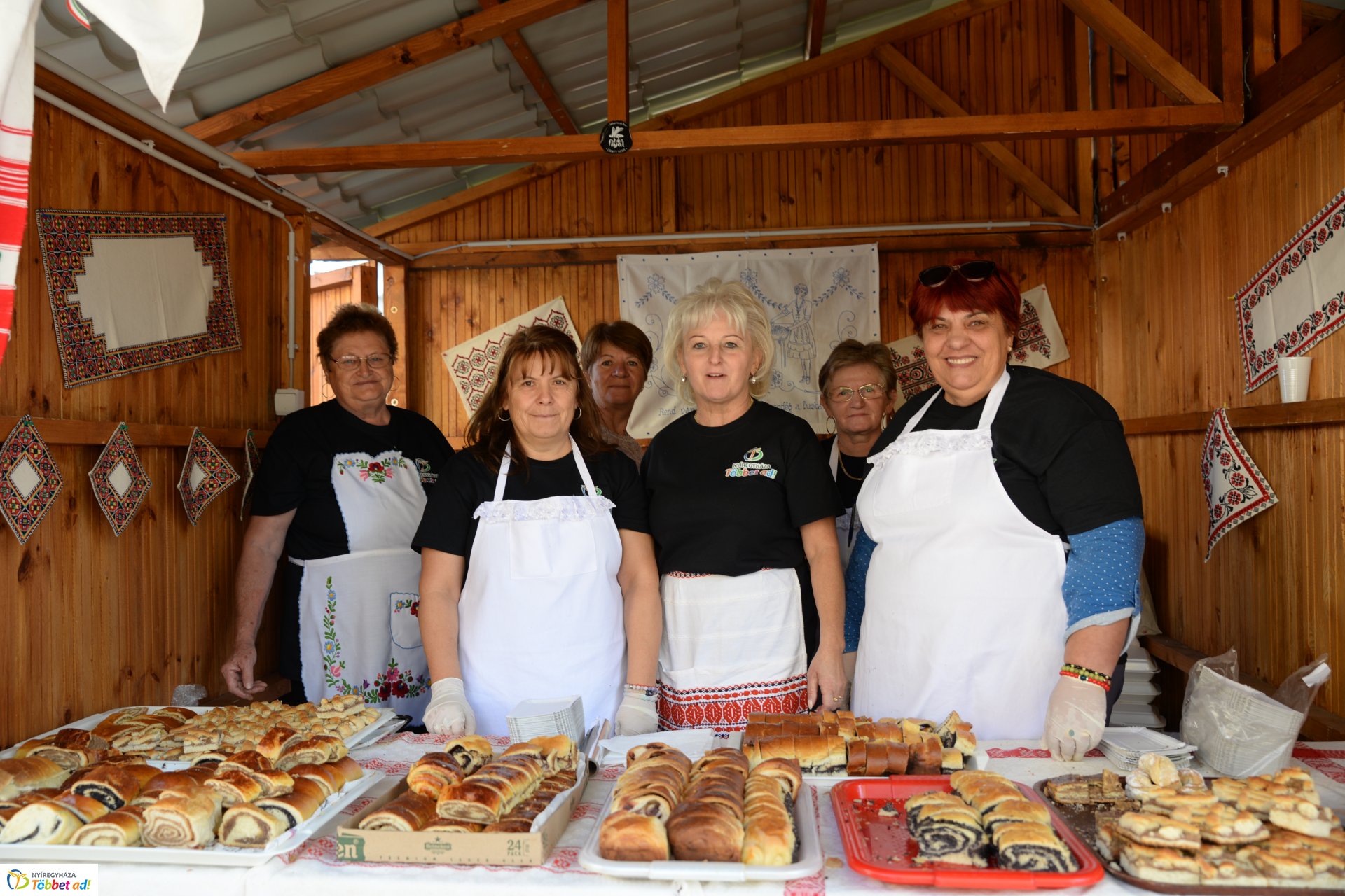Grillbajnokság a Kossuth téren