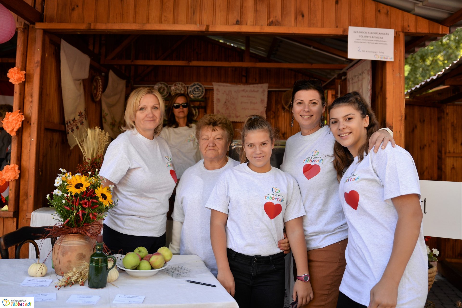 Grillbajnokság a Kossuth téren