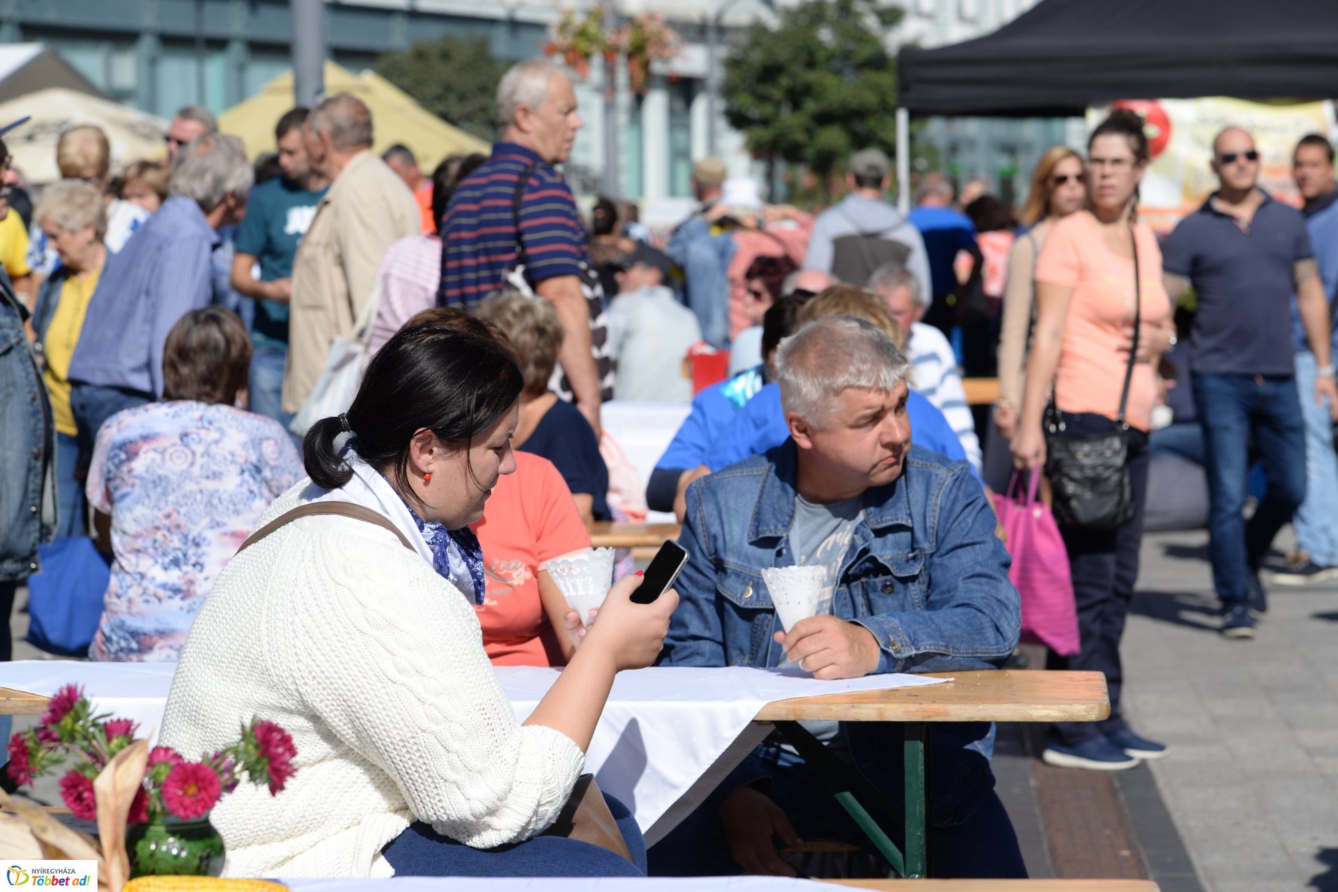 Grillbajnokság a Kossuth téren