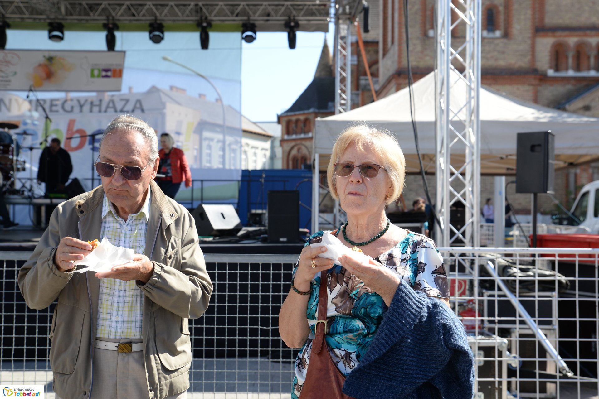 Grillbajnokság a Kossuth téren