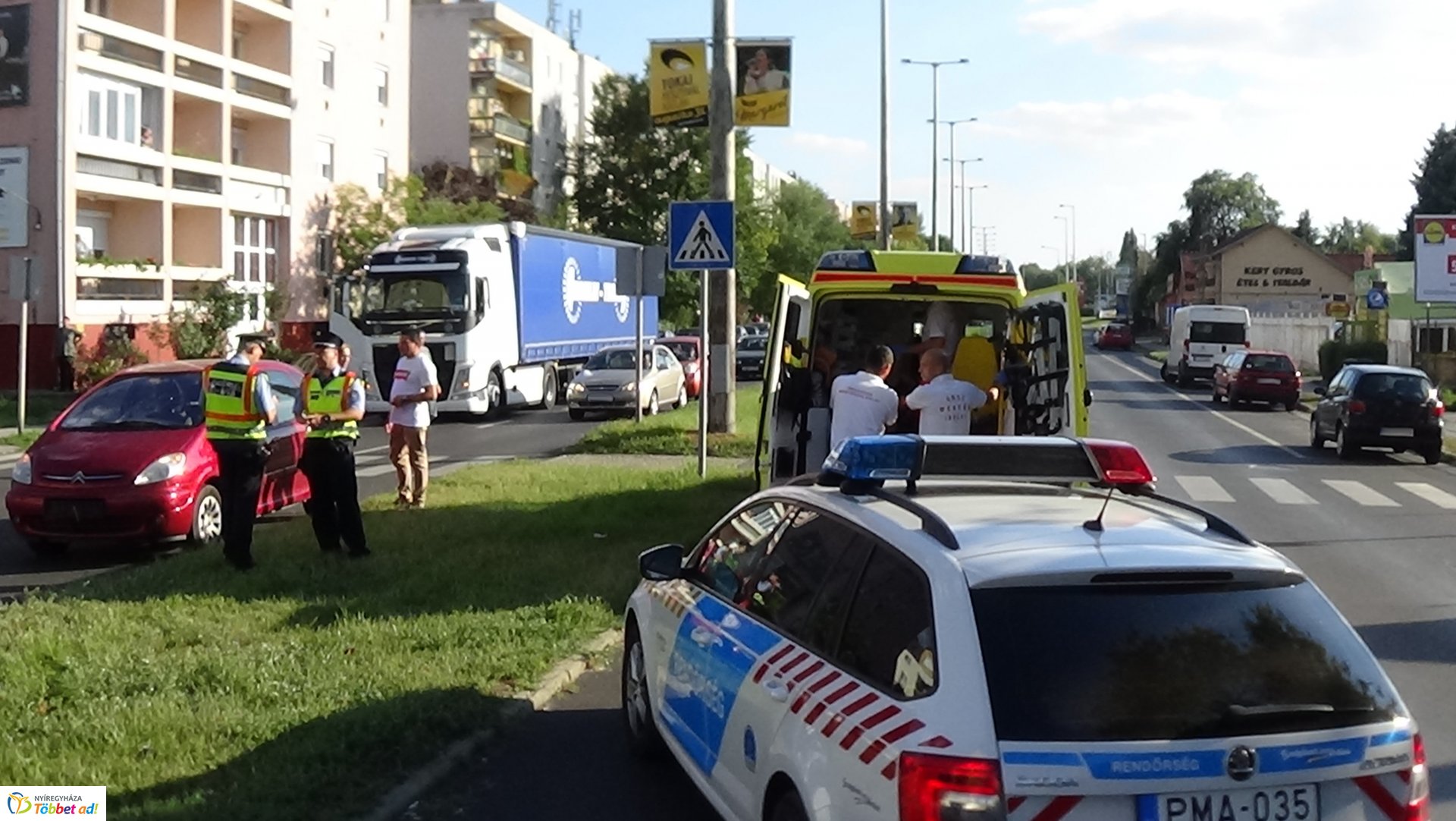 Gyalogost gázoltak el a hétvégén a Kert utca egyik átkelőhelyén