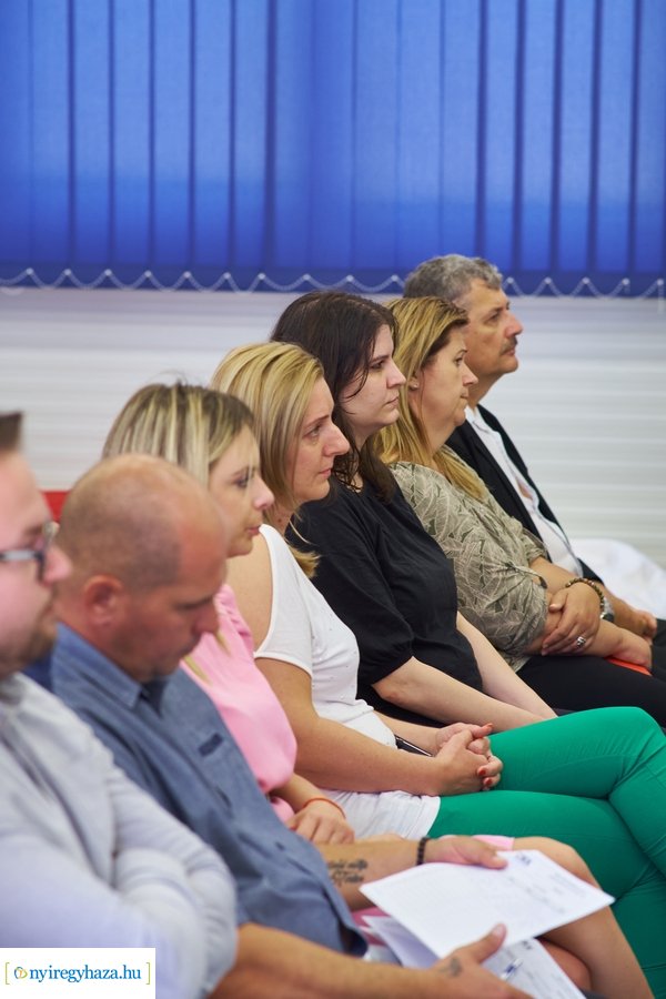 Gyártásszimulációs eszköz átadás a Szakképzési Centrumban