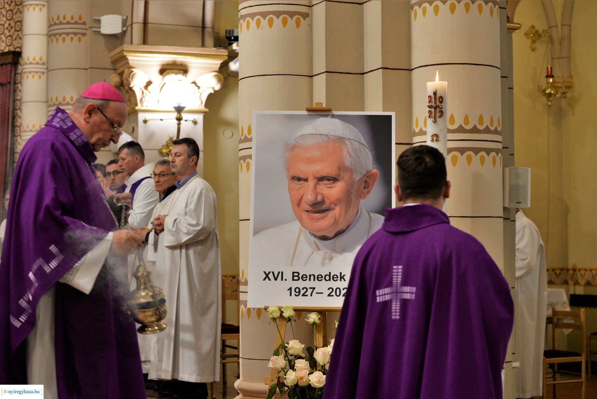 Gyászmise XVI. Benedek pápáért