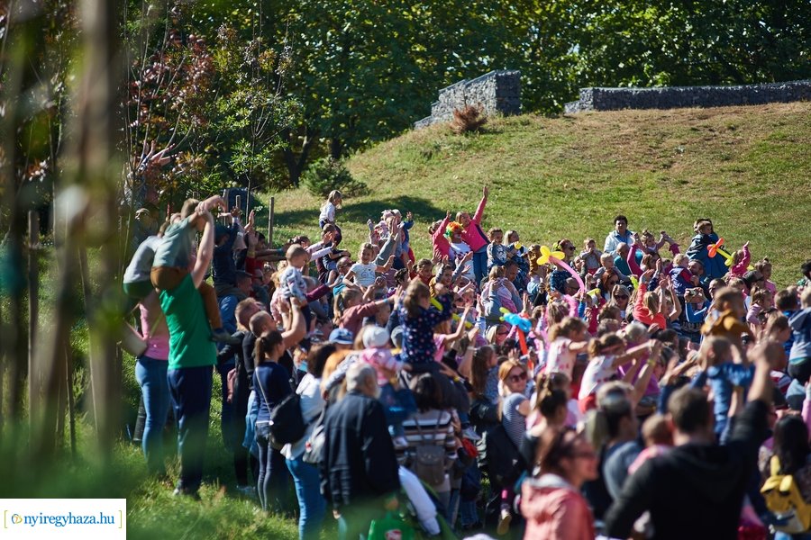 Gyereket a magasba 2021  - országos rendezvény 