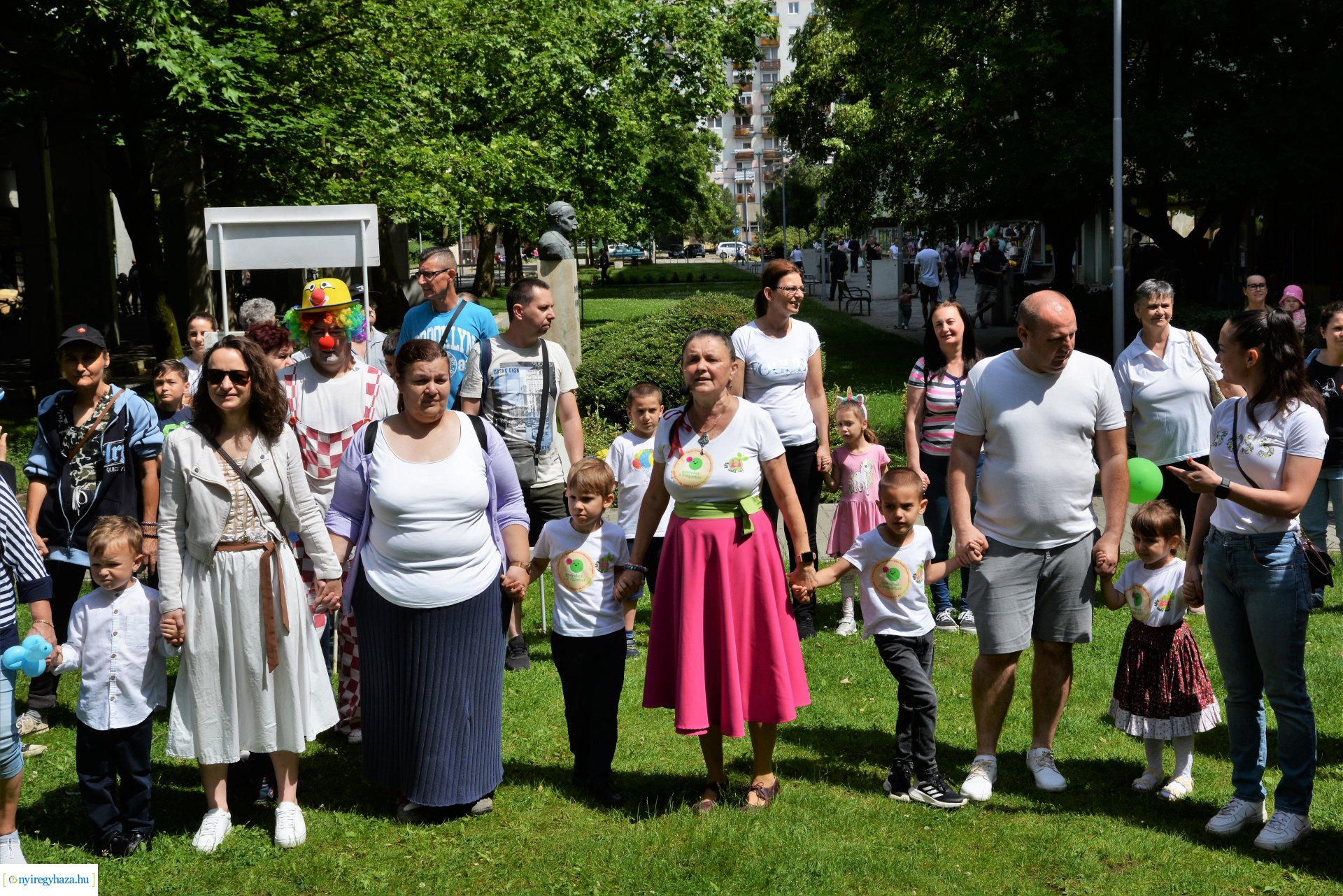 Gyereket a magasba - 2023