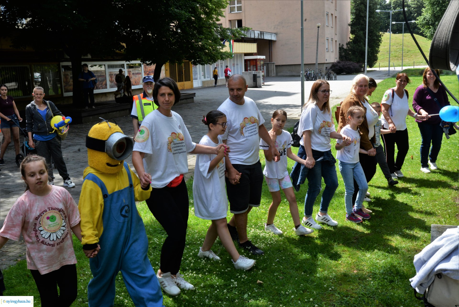 Gyereket a magasba - 2023