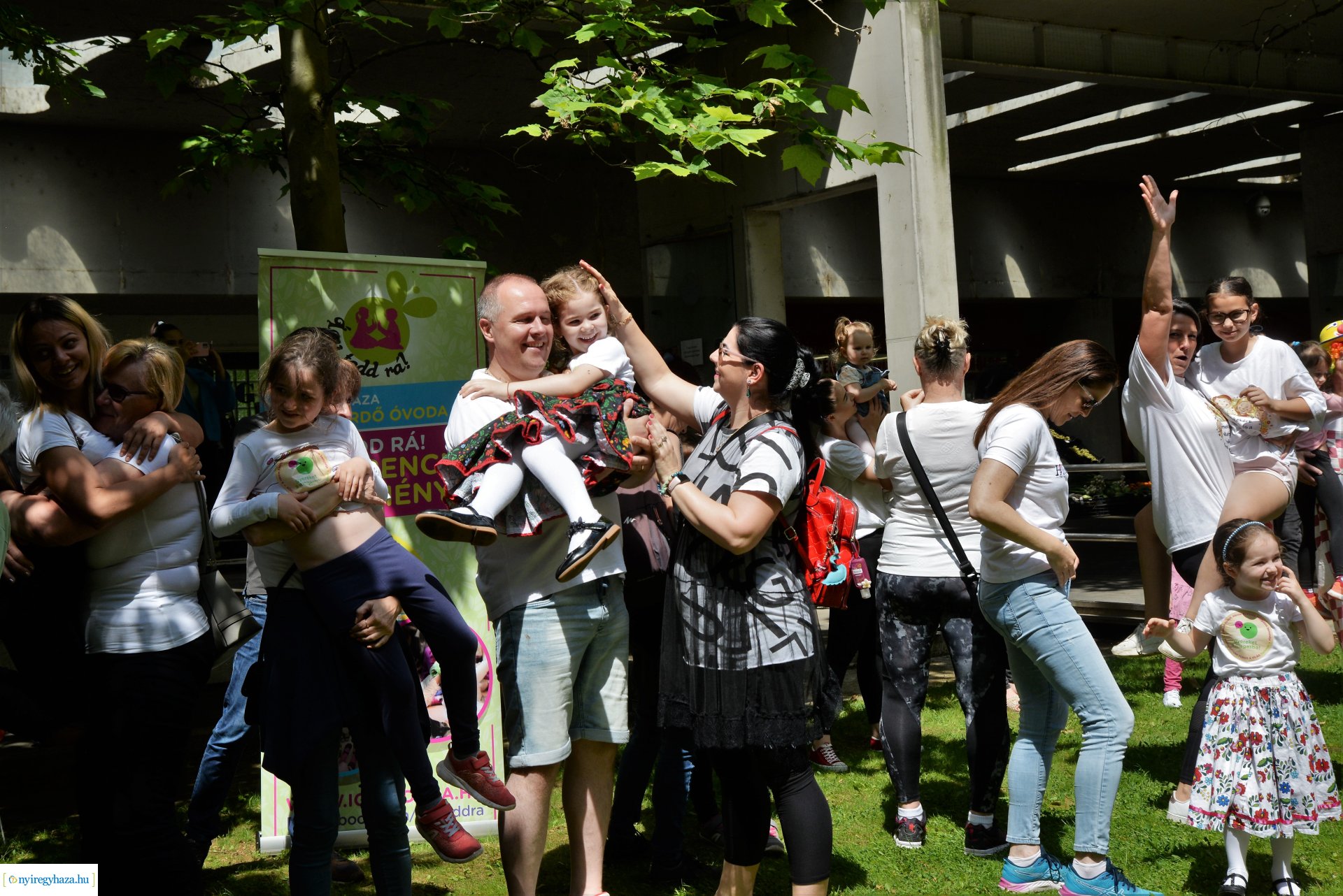 Gyereket a magasba - 2023