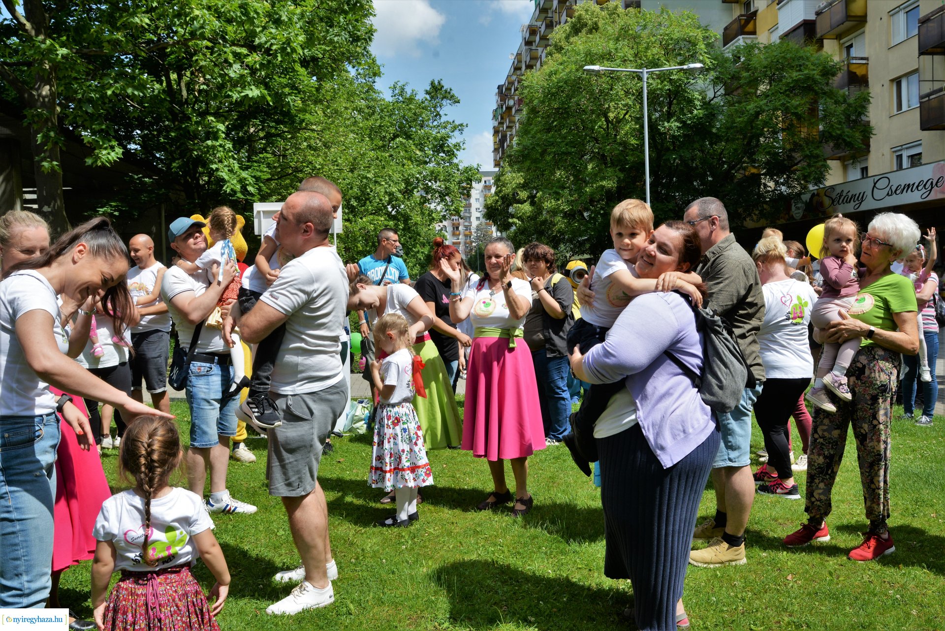 Gyereket a magasba - 2023