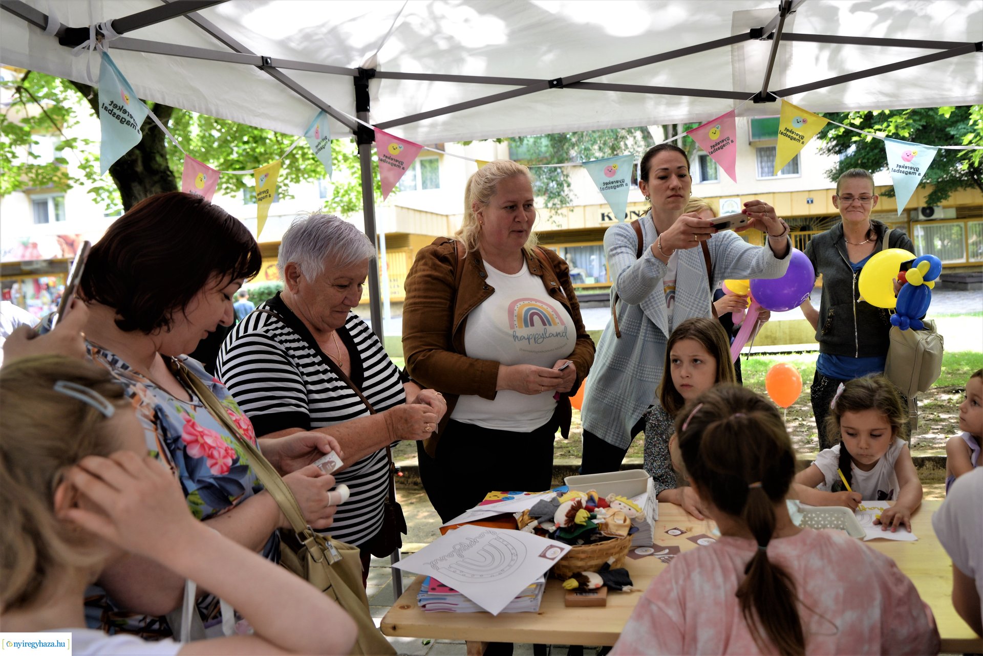 Gyereket a magasba - 2023