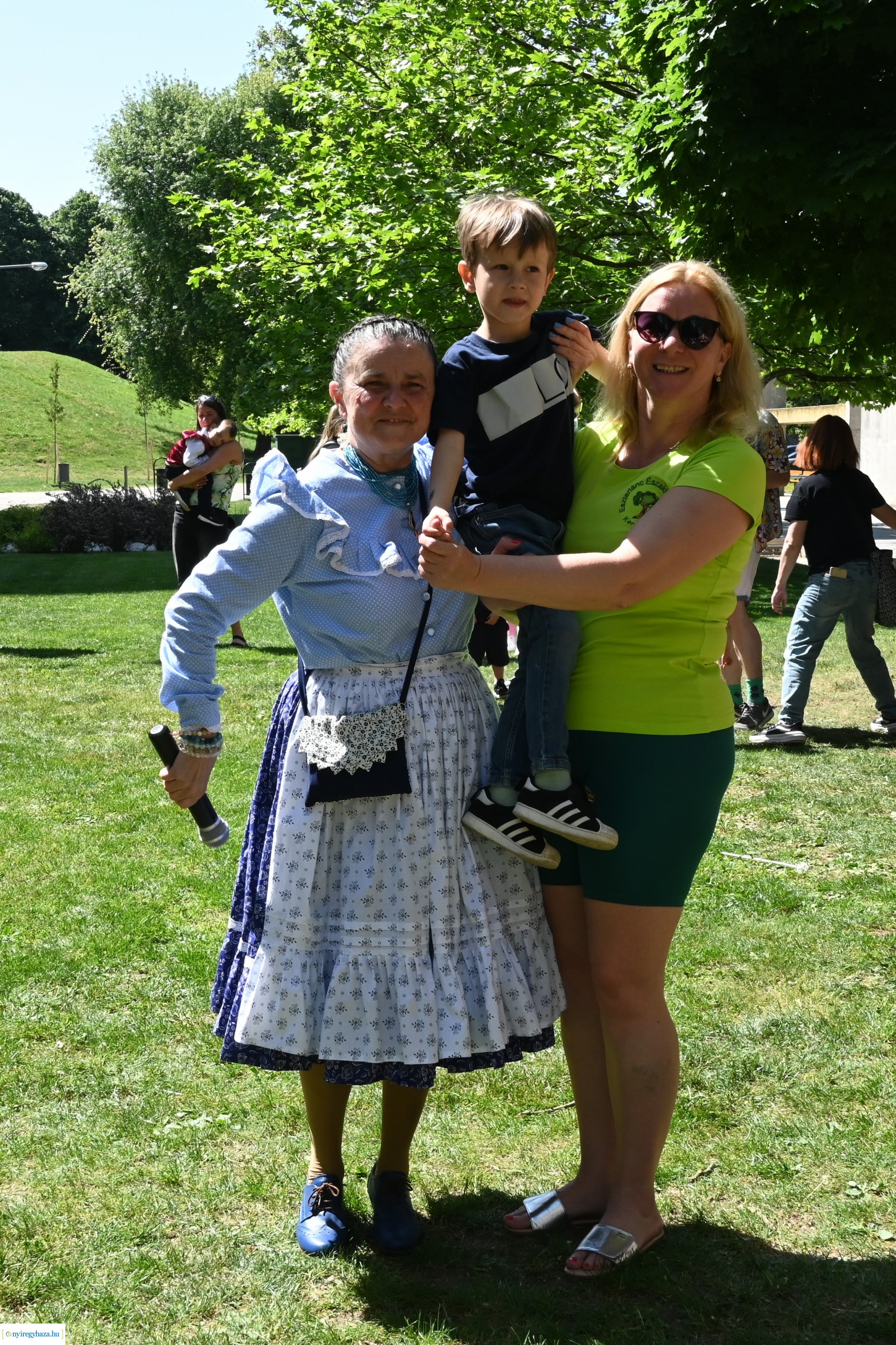 Gyereket a magasba 2024