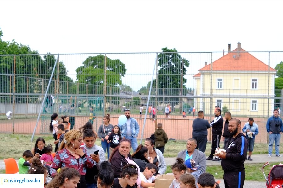 Gyereknap a Huszár telepen