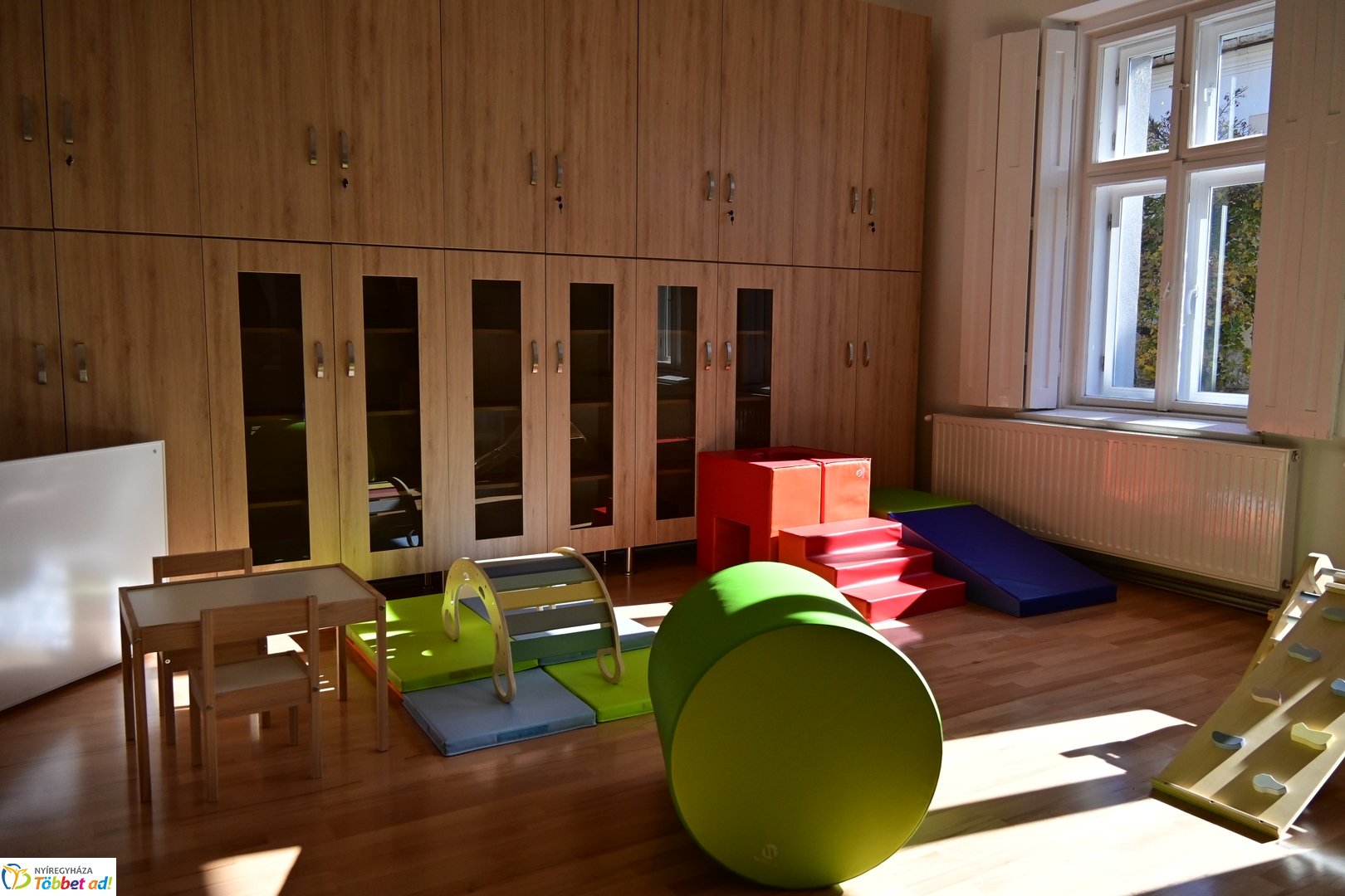 Gyermekfejlesztési tér a Vöröskeresztnél