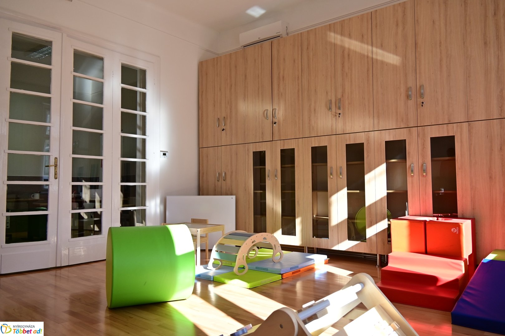 Gyermekfejlesztési tér a Vöröskeresztnél