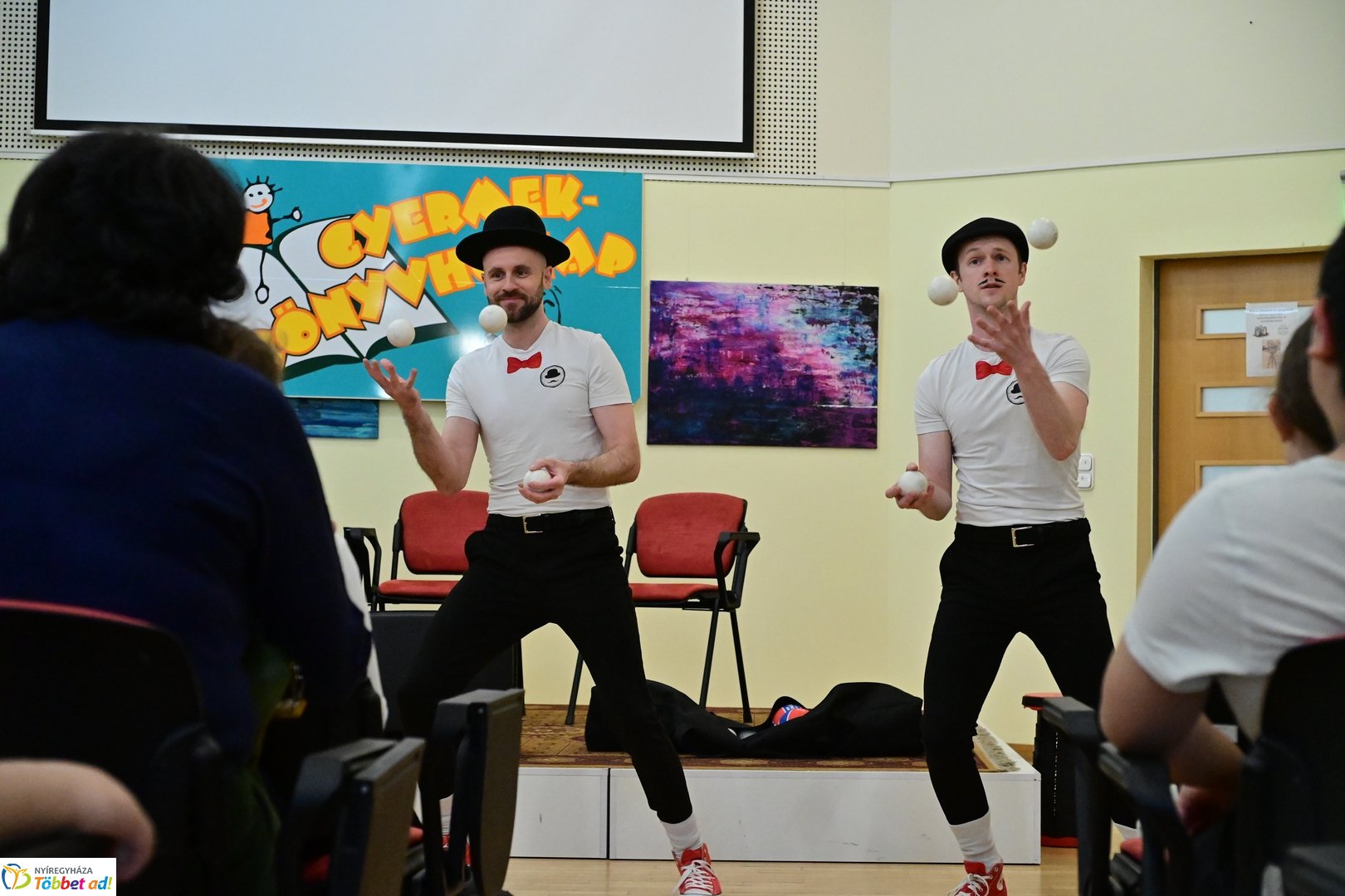 Gyermekkönyvhónap megnyitója a városi könyvtárban 2026