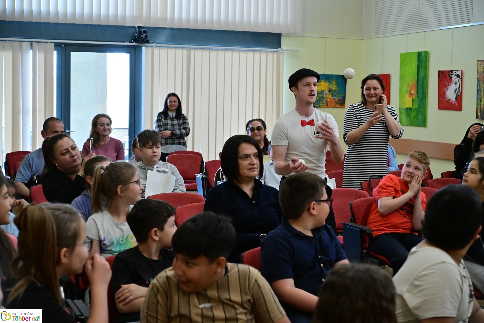 Gyermekkönyvhónap megnyitója a városi könyvtárban 2026