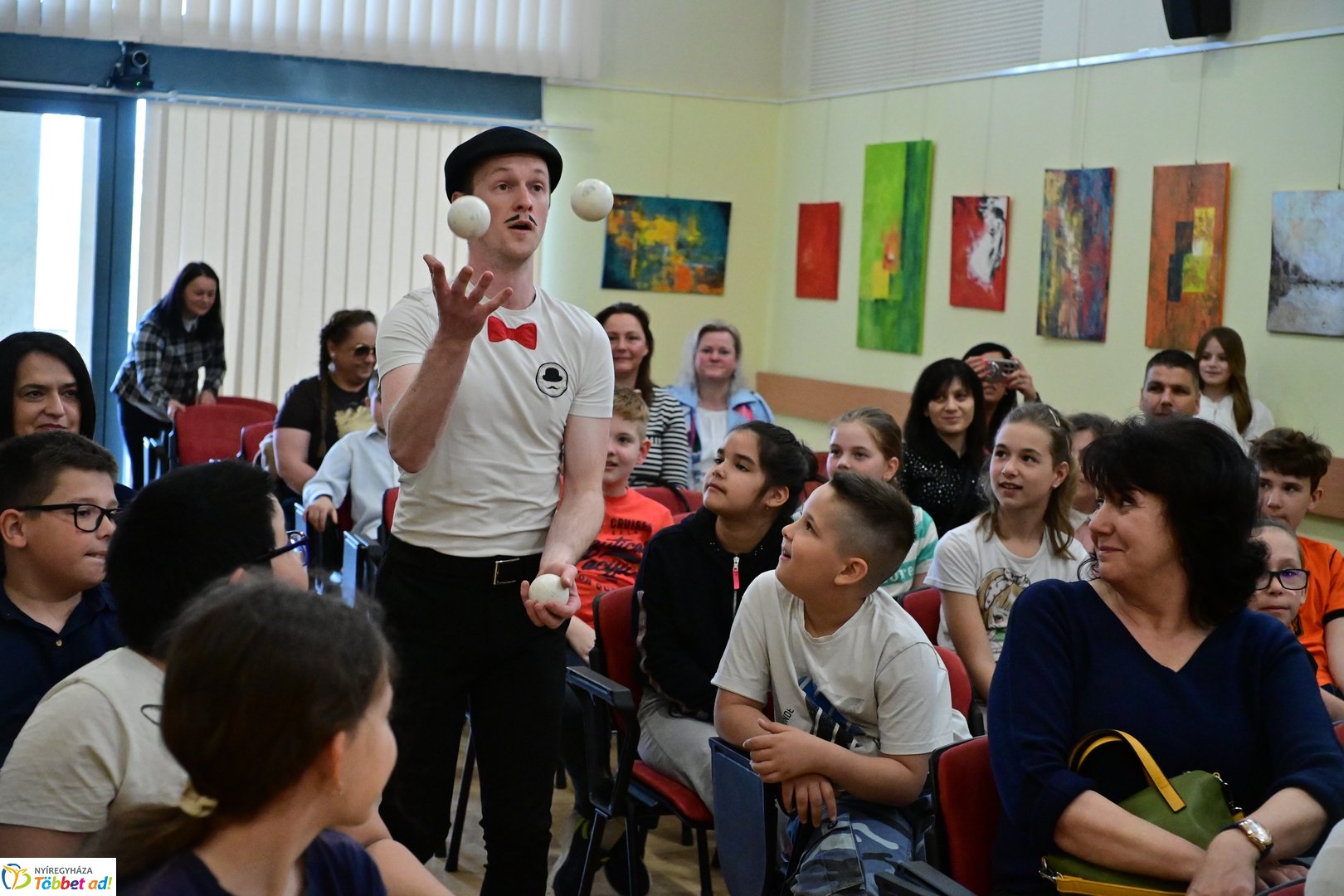 Gyermekkönyvhónap megnyitója a városi könyvtárban 2026