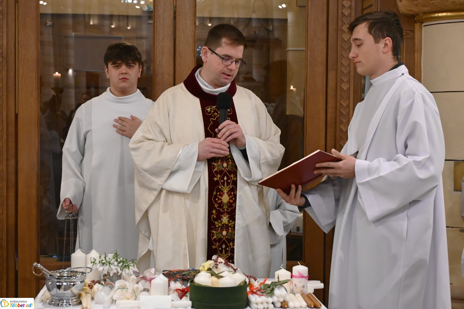 Gyertyaszentelő Boldogasszony ünnepe a Magyarok Nagyasszonya-társszékesegyháznál