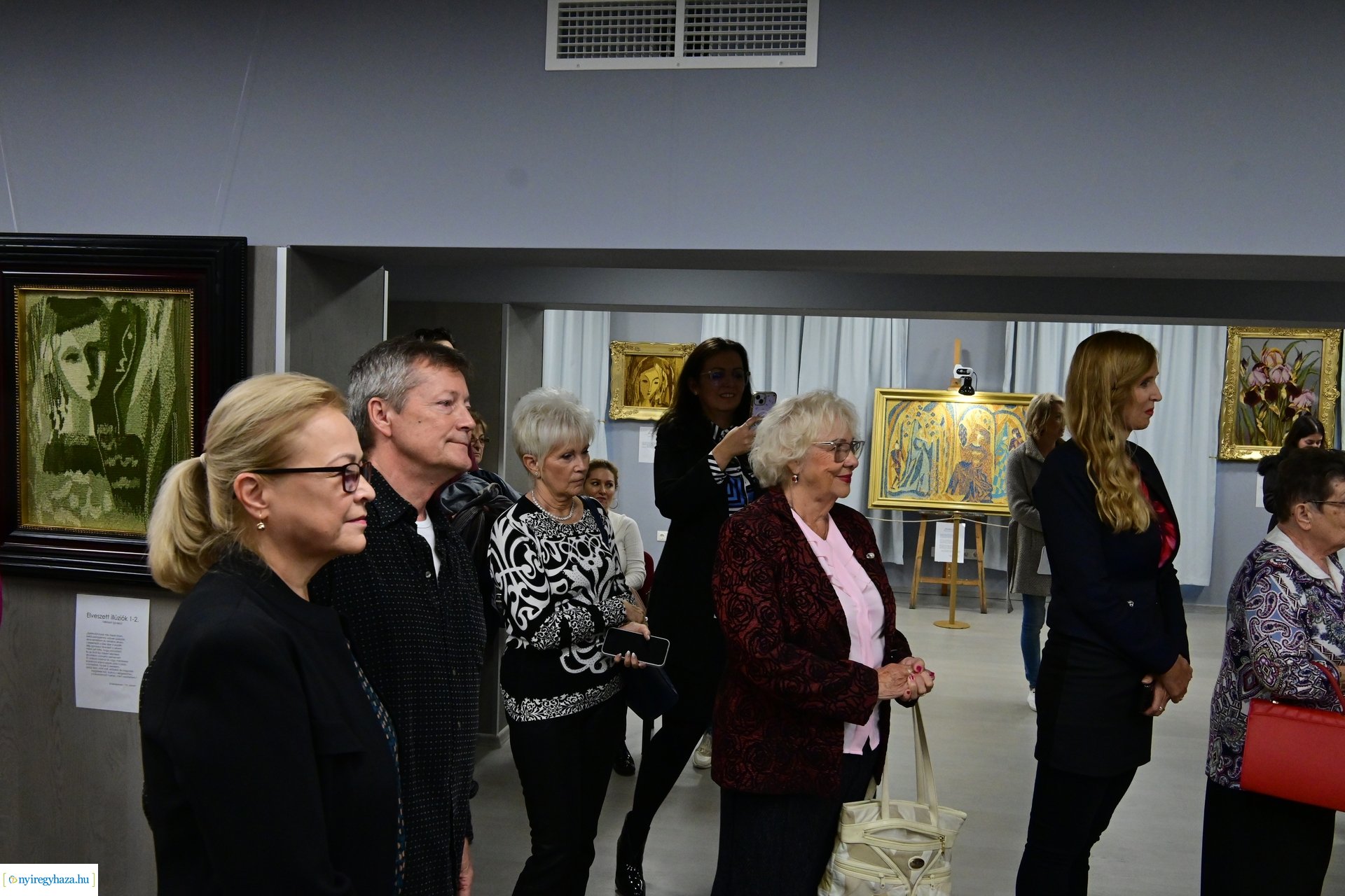 Gyetván Magdolna kiállítása a Kállay Házban