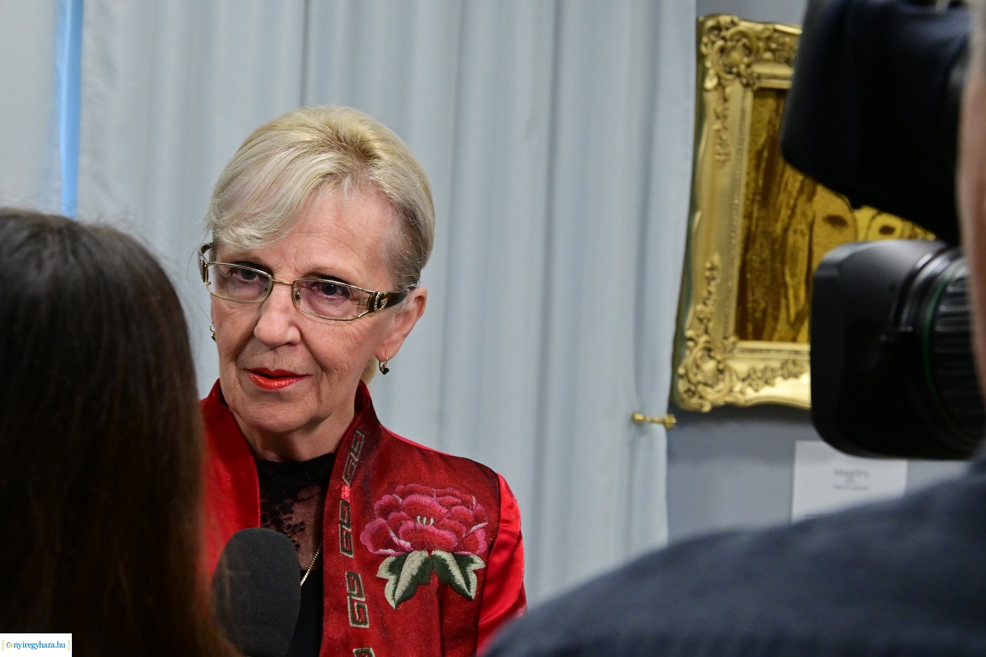 Gyetván Magdolna kiállítása a Kállay Házban