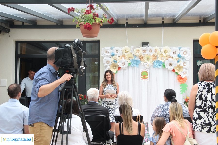 Gyöngyszem Családi Bölcsőde átadó