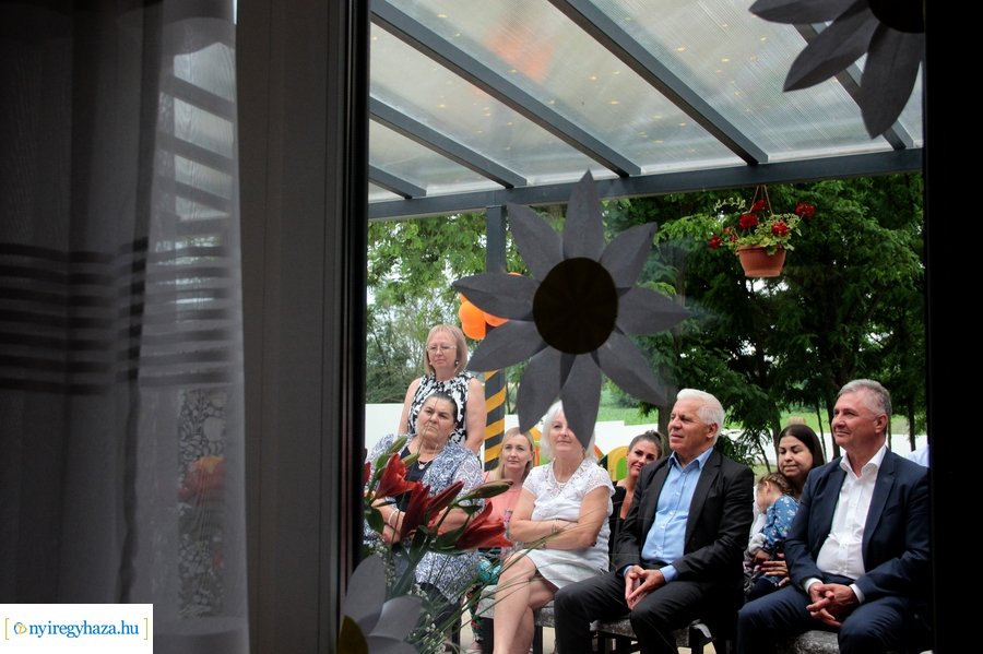 Gyöngyszem Családi Bölcsőde átadó