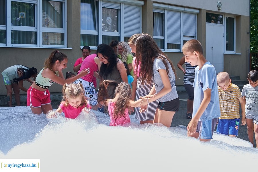 Habparti a Családok Átmeneti Otthonában 20210622