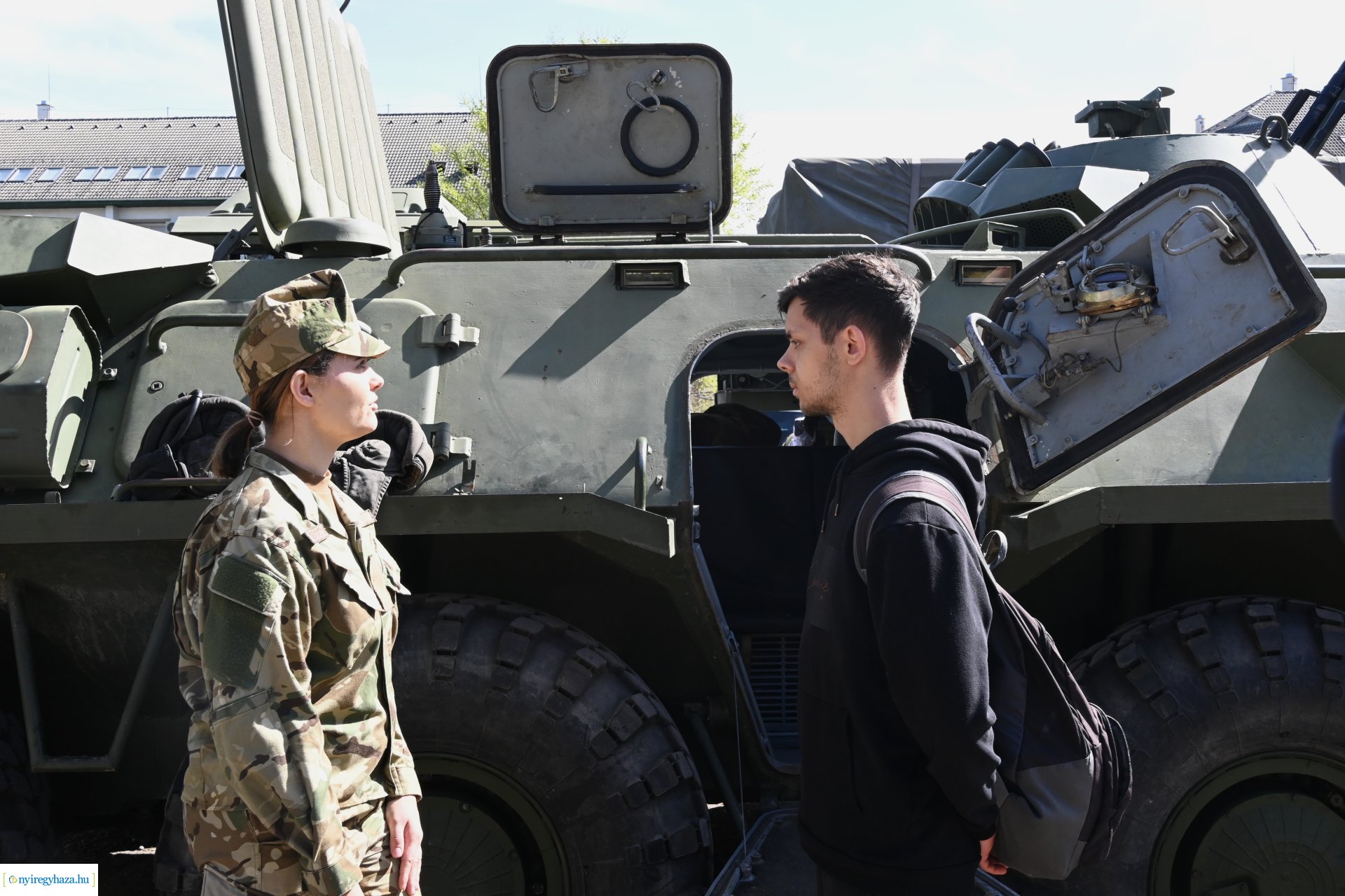 Haditechnikai bemutató a Bánkiban